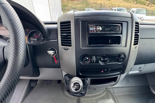 Mercedes-Benz Sprinter 313 CDI / 37 TA 
