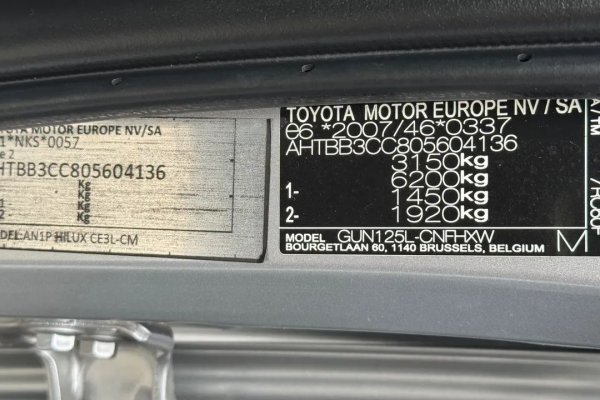 Toyota Hilux 